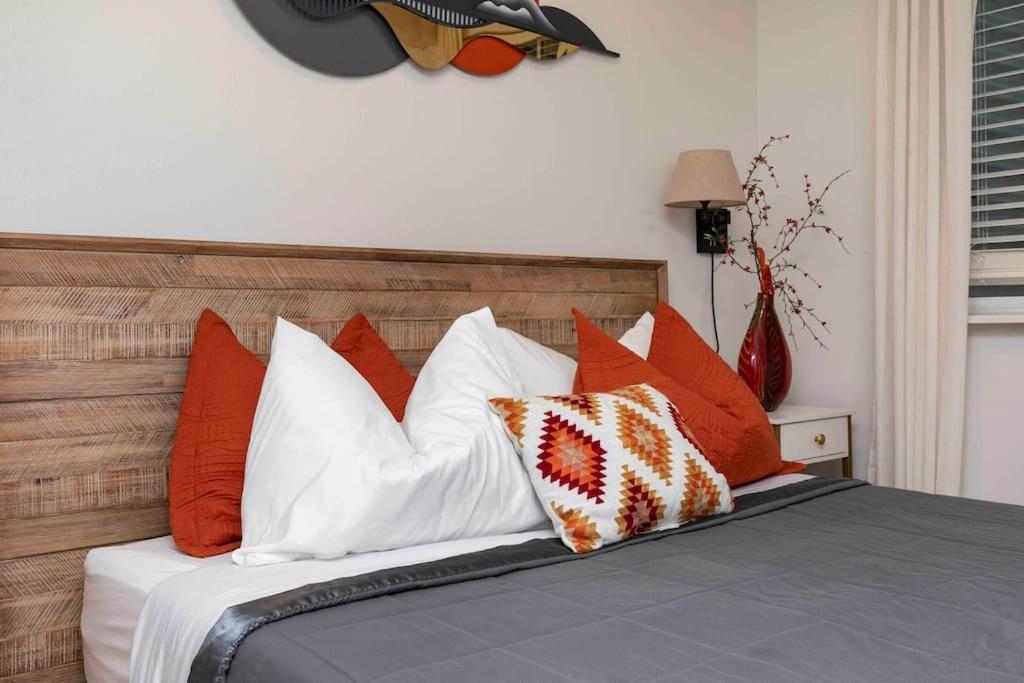 Family Friendly Home Close To Airport And Downtown Де-Мойн Экстерьер фото
