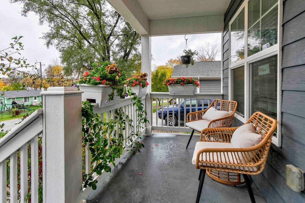 Family Friendly Home Close To Airport And Downtown Де-Мойн Экстерьер фото